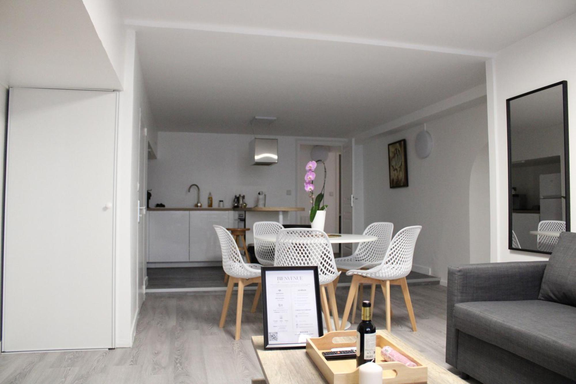 Bel Appartement Renove - Place Du Palais Avec Parking Bordeaux Exterior photo