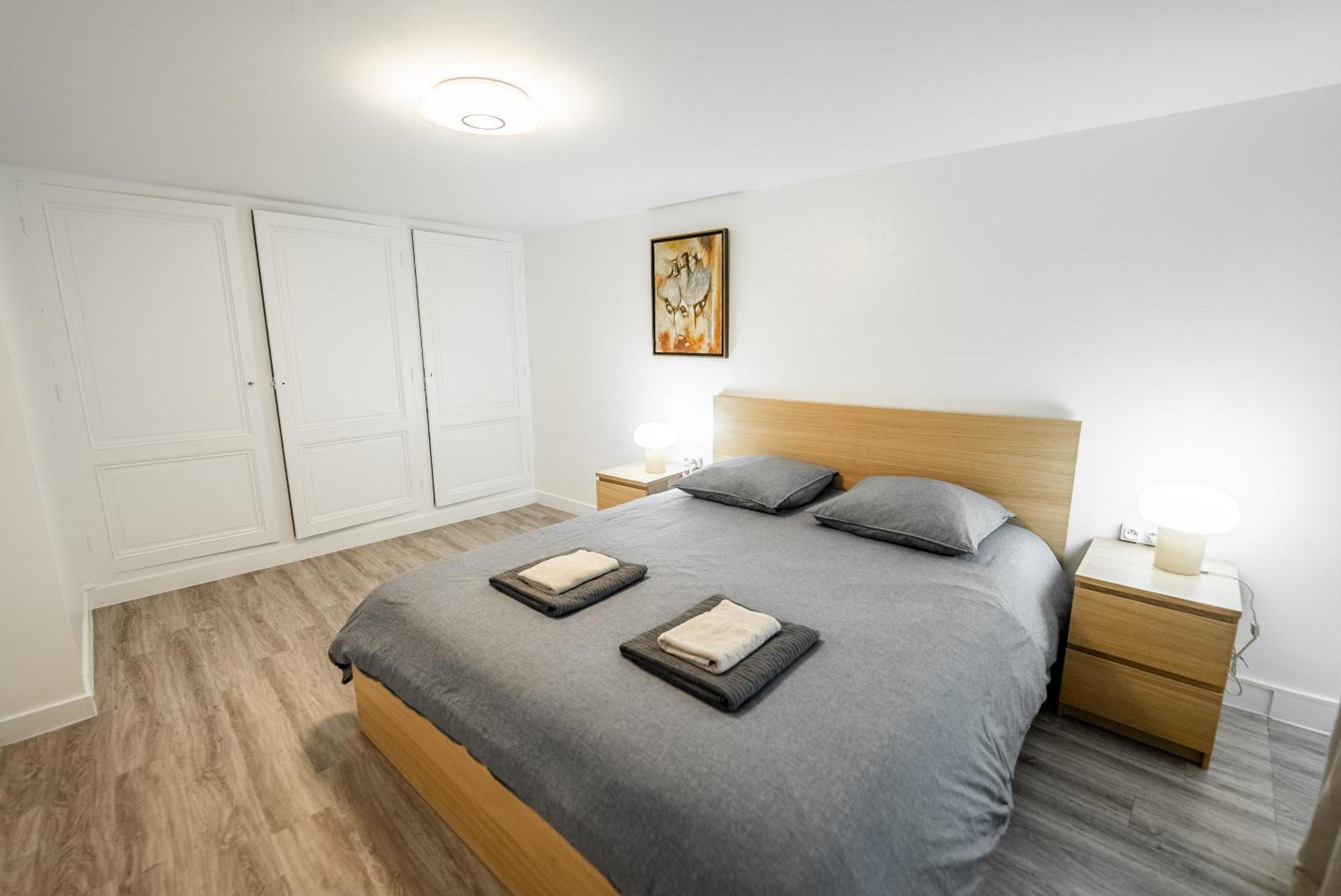 Bel Appartement Renove - Place Du Palais Avec Parking Bordeaux Exterior photo